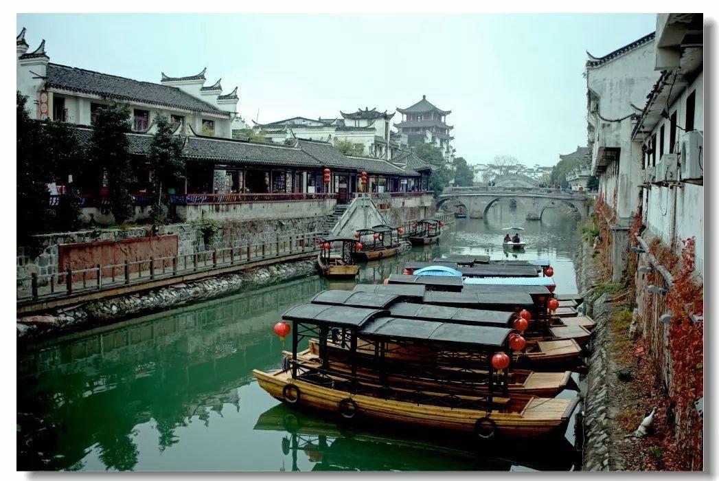 抗震“父子兵”